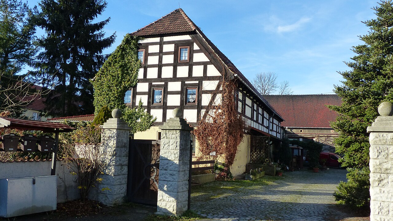 Steinbach | Immobilienmakler Steinbach (Moritzburg) - Evelyn Scholz Immobilien
